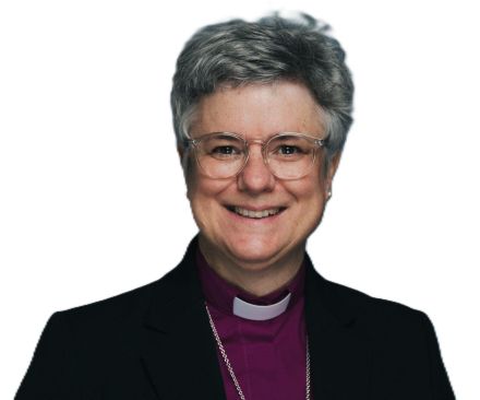 Emma Ineson Official Photo Smiling no background